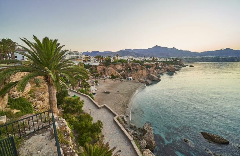 NERJA-TURISMO-AXARQUIA